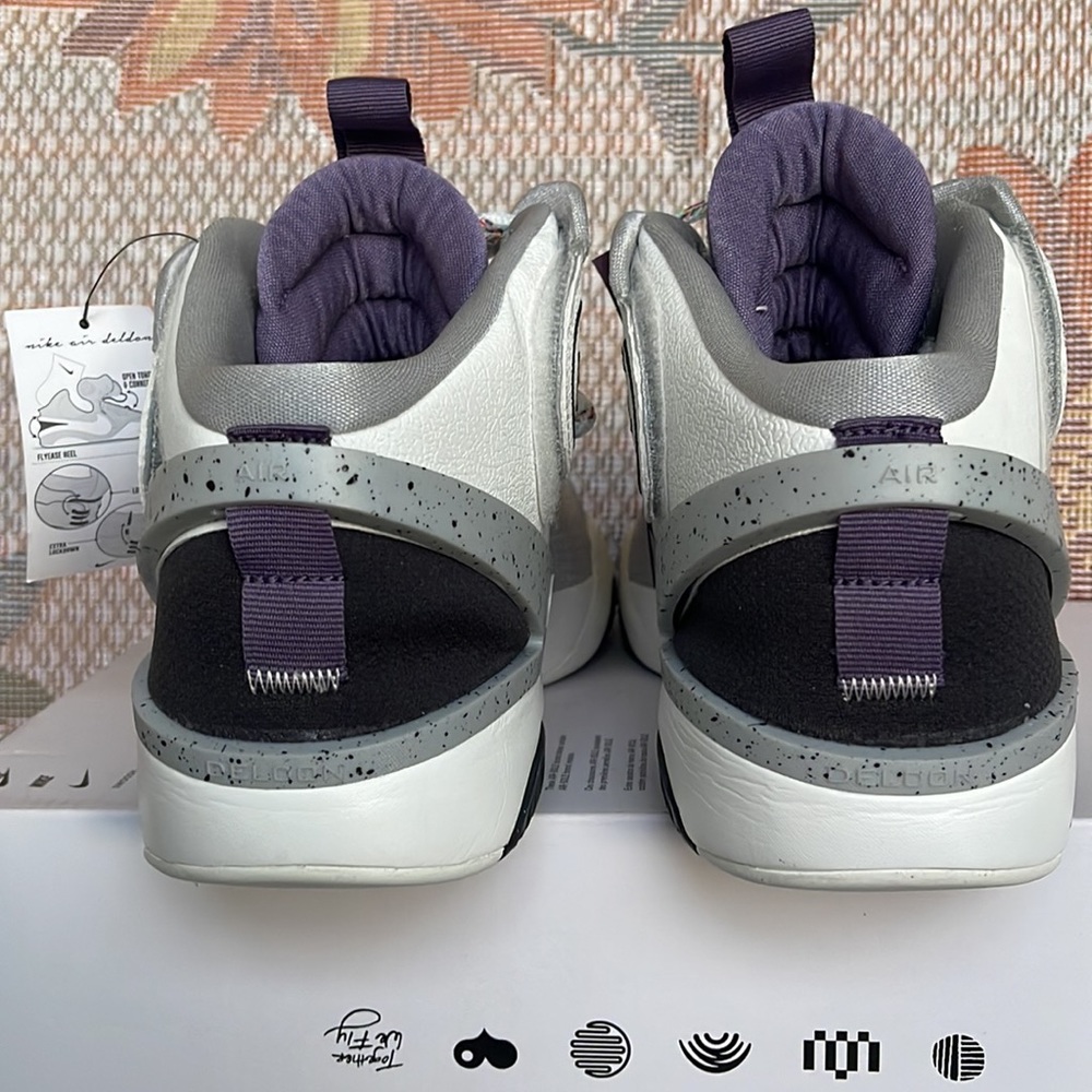 Nike Air Deldon "Together 
We Fly" Men’s
Basketball Shoe
Summit White/Pale Ivory - Picture 14 of 16